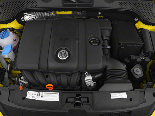 2013 Volkswagen Beetle 2dr Auto 2.5L Entry PZEV