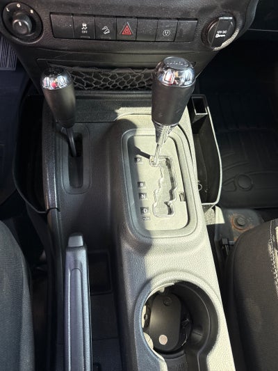 2016 Jeep Wrangler Unlimited 4WD 4dr Sahara