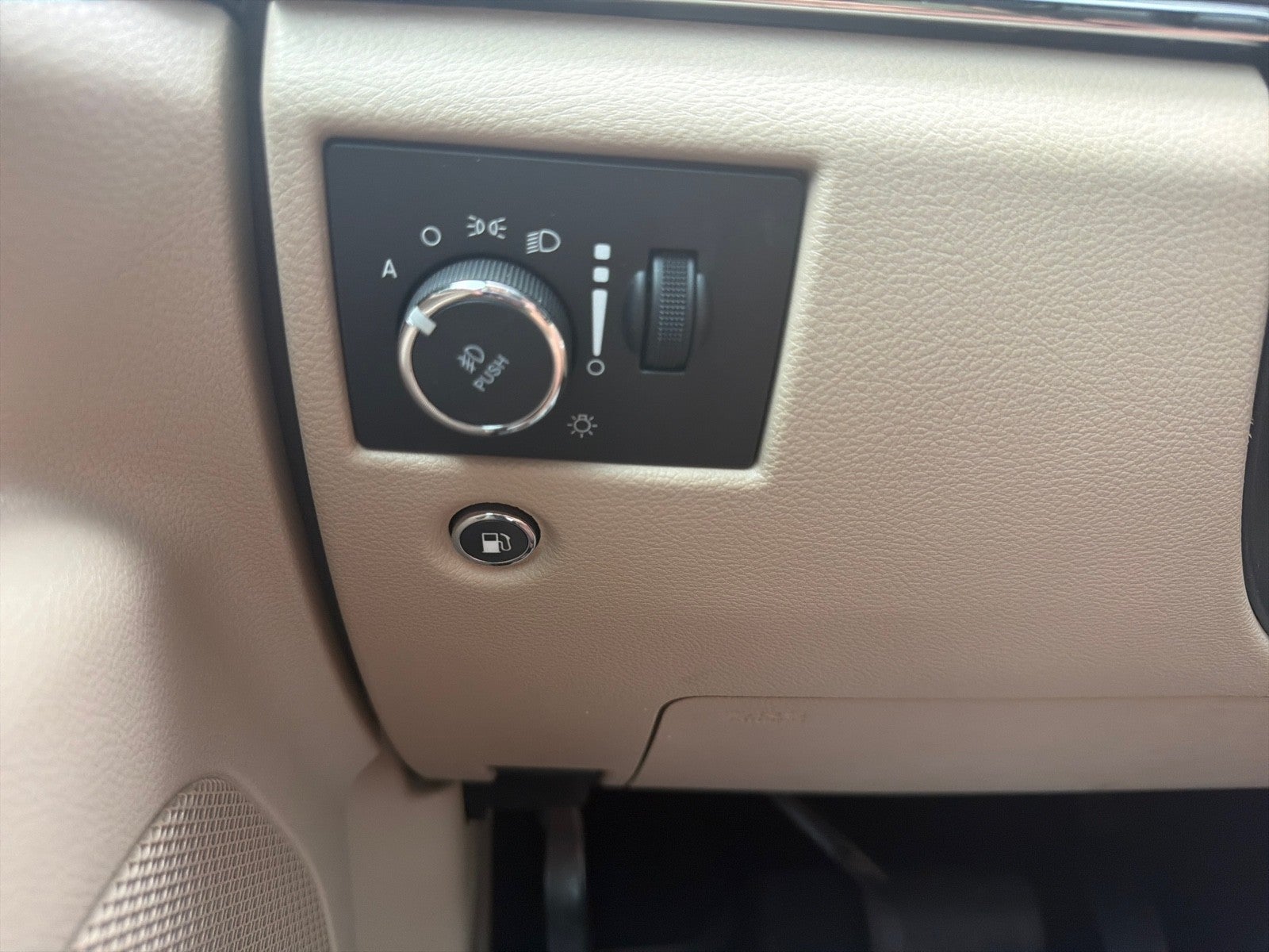 2019 Jeep Grand Cherokee Limited 4x2
