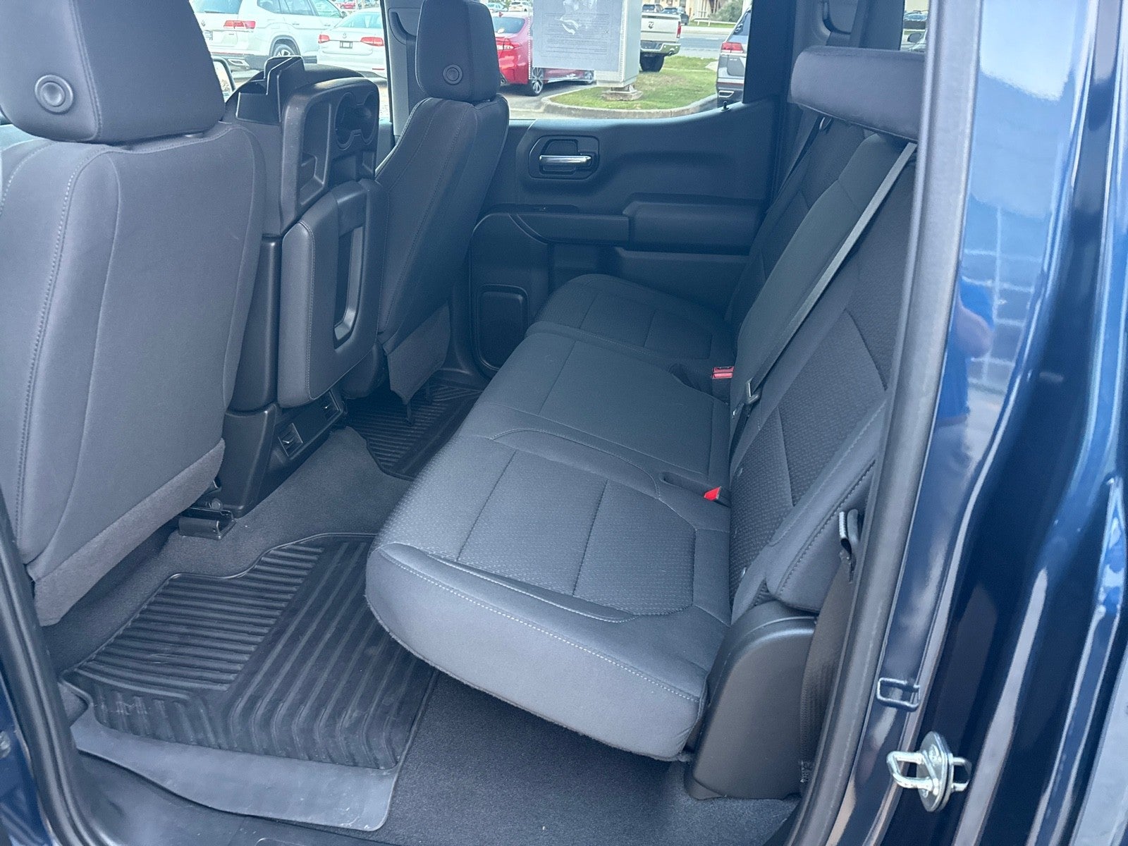 2022 Chevrolet Silverado 1500 LTD 2WD Crew Cab 147 Custom