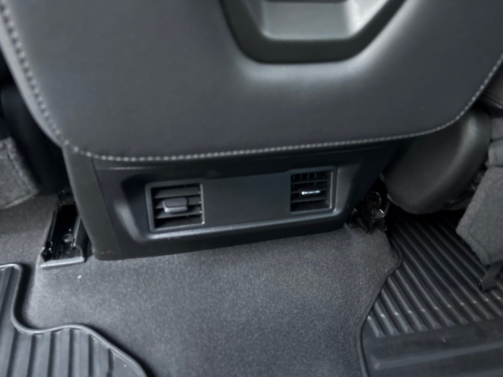 2022 Chevrolet Silverado 1500 LTD 2WD Crew Cab 147 Custom