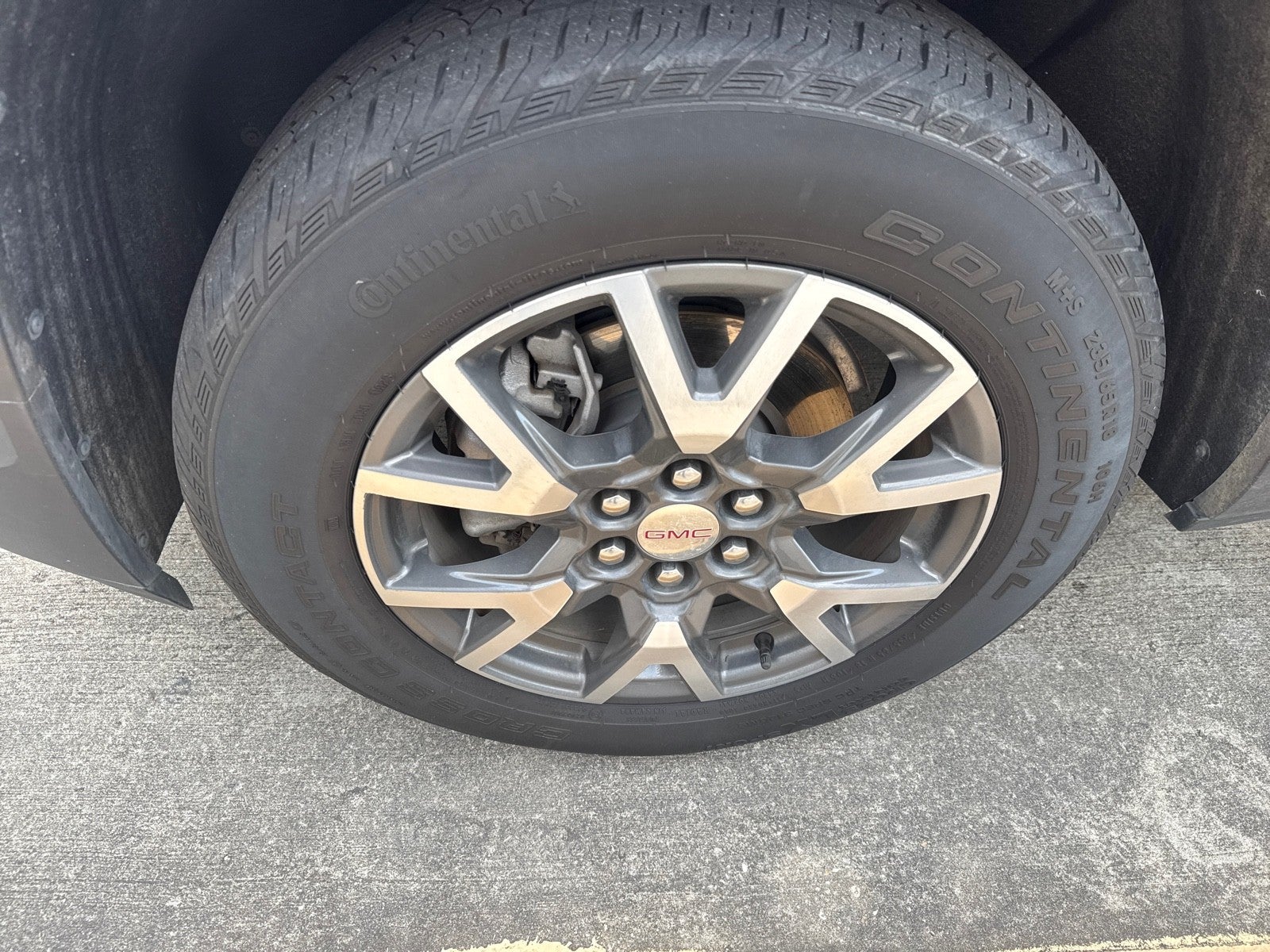 2023 GMC Acadia FWD 4dr SLE