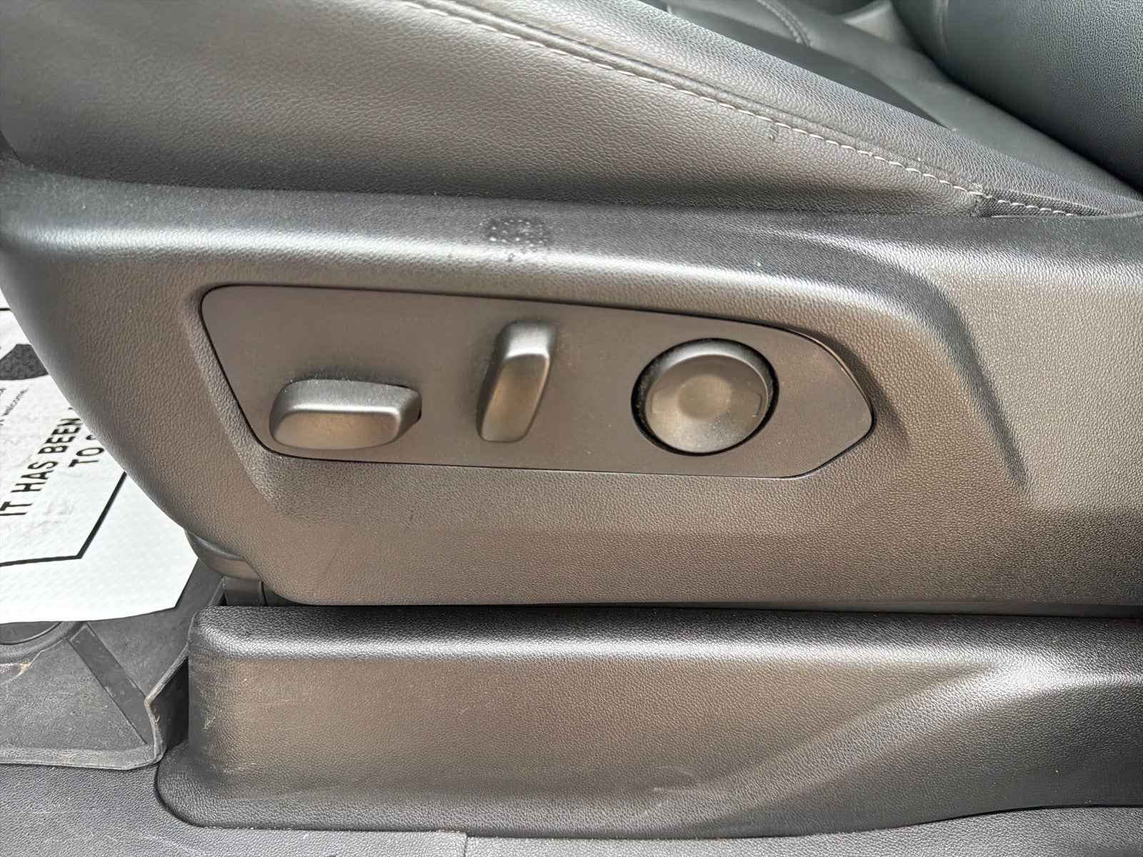 2024 Chevrolet Tahoe 2WD 4dr LT