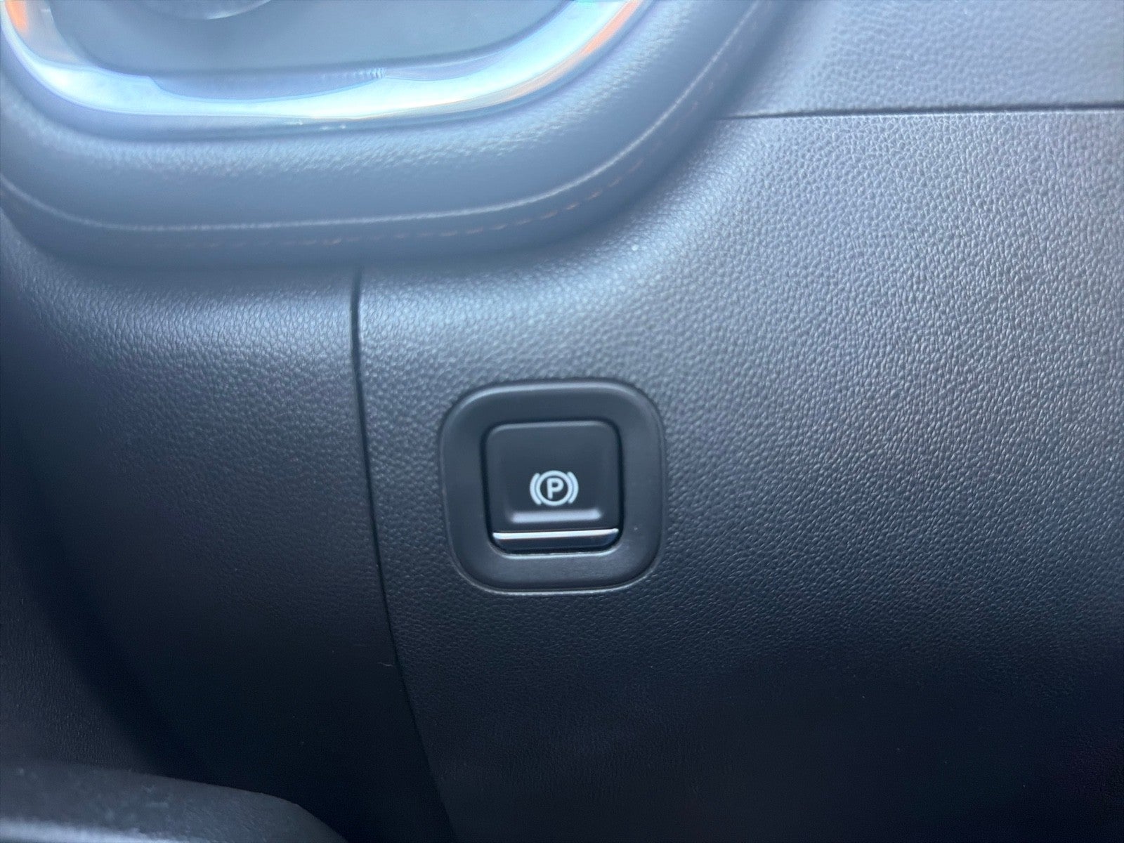 2020 GMC Sierra 2500HD 4WD Crew Cab 159 AT4