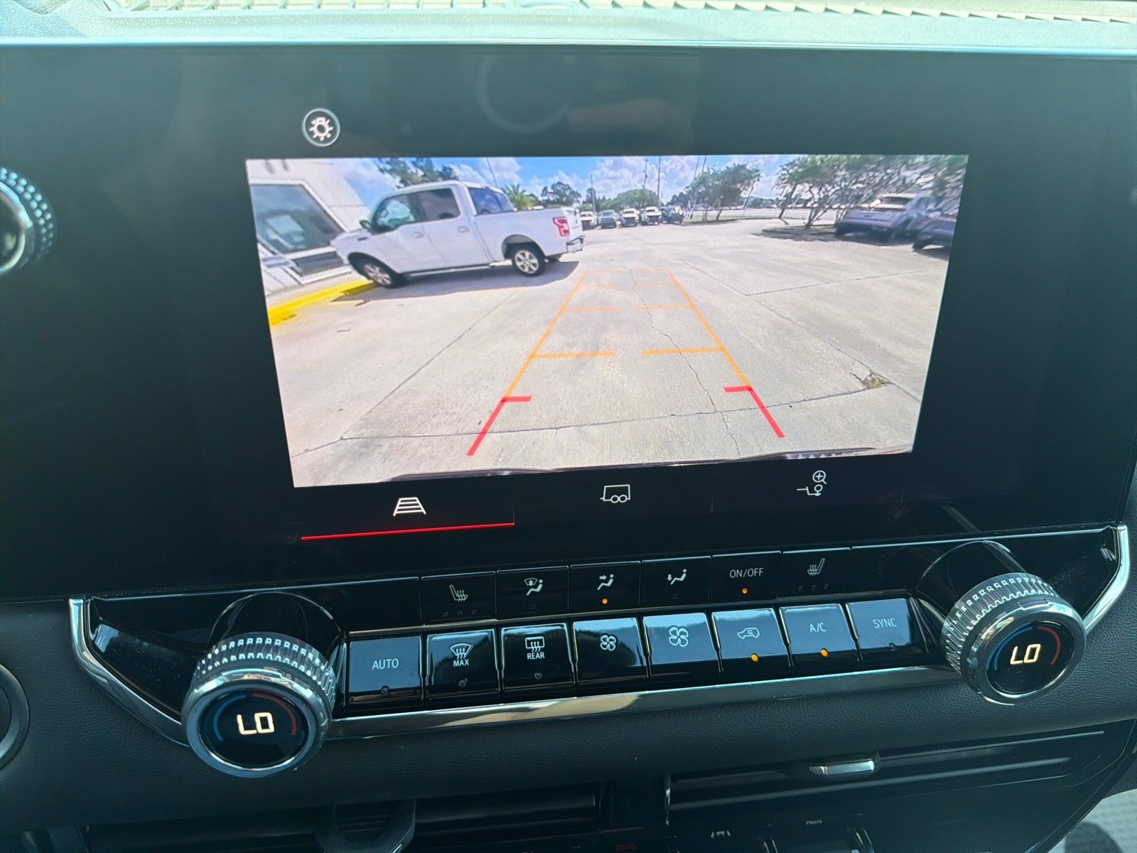 2024 GMC Canyon 2WD Crew Cab Elevation