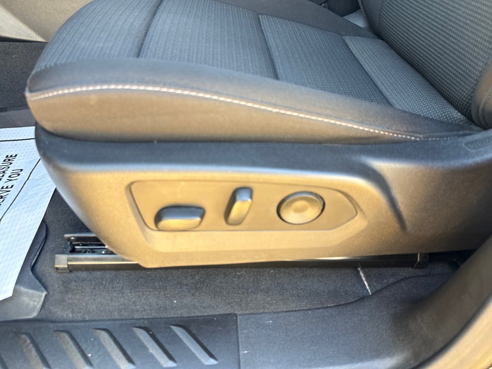 2024 GMC Canyon 2WD Crew Cab Elevation