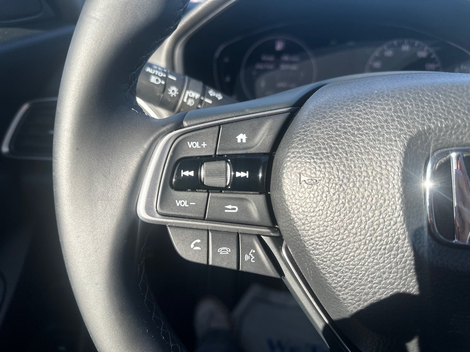 2018 Honda Accord Sedan EX-L 1.5T CVT