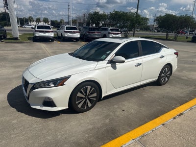 2022 Nissan Altima 2.5 SV Sedan