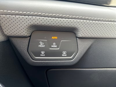 2026 Volkswagen Atlas Cross Sport 2.0T SEL R-Line Black 4MOTION