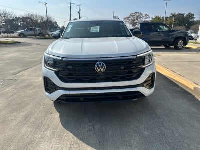 2026 Volkswagen Atlas Cross Sport 2.0T SEL R-Line Black 4MOTION
