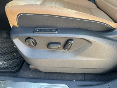 2025 Volkswagen Atlas Cross Sport 2.0T SEL R-Line Black 4MOTION