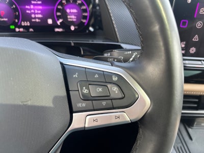 2025 Volkswagen Atlas Cross Sport 2.0T SEL R-Line Black 4MOTION