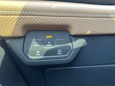 2025 Volkswagen Atlas Cross Sport 2.0T SEL R-Line Black 4MOTION