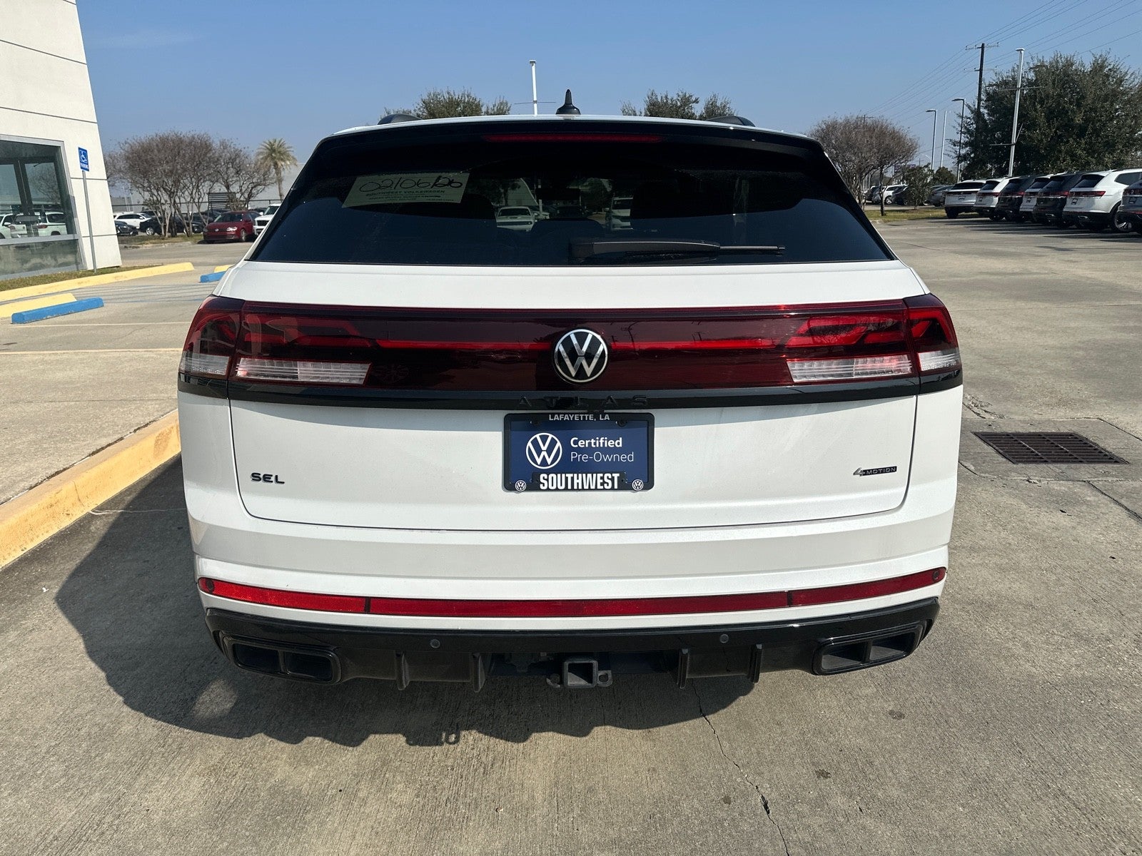 2025 Volkswagen Atlas Cross Sport 2.0T SEL R-Line Black 4MOTION