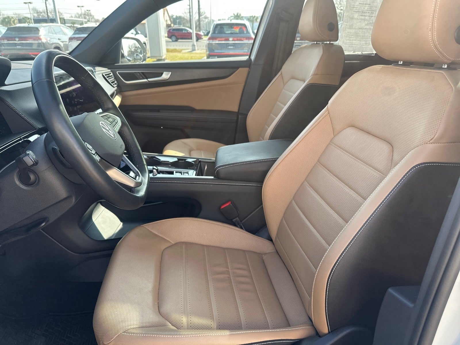 2025 Volkswagen Atlas Cross Sport 2.0T SEL R-Line Black 4MOTION