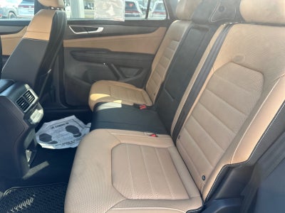 2025 Volkswagen Atlas Cross Sport 2.0T SEL R-Line Black 4MOTION