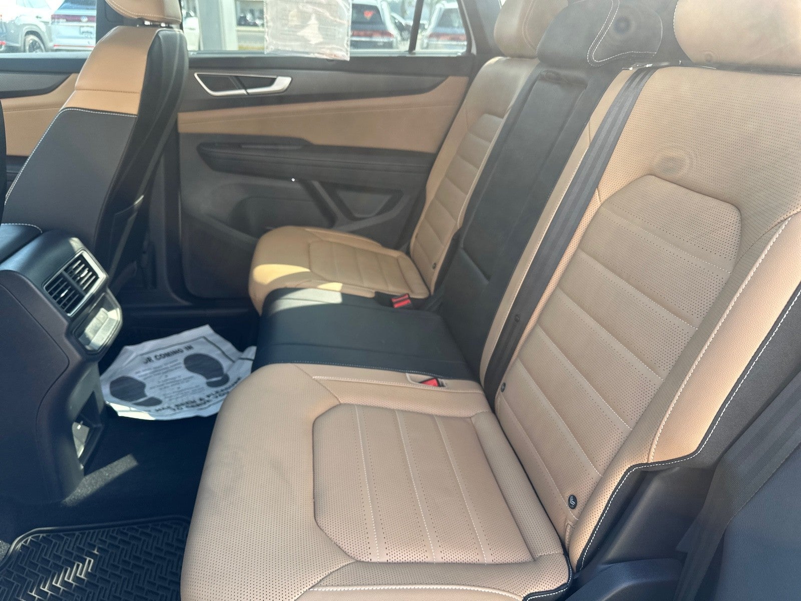 2025 Volkswagen Atlas Cross Sport 2.0T SEL R-Line Black 4MOTION