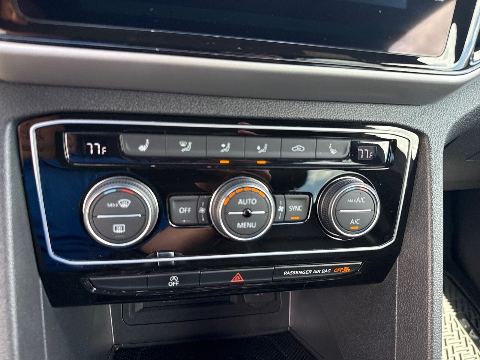 2023 Volkswagen Atlas Cross Sport 3.6L V6 SEL