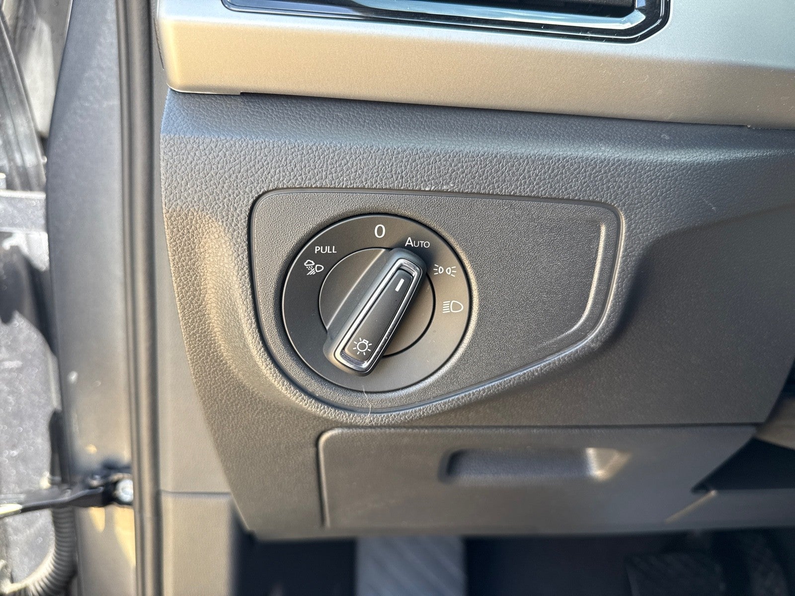 2023 Volkswagen Atlas Cross Sport 3.6L V6 SEL