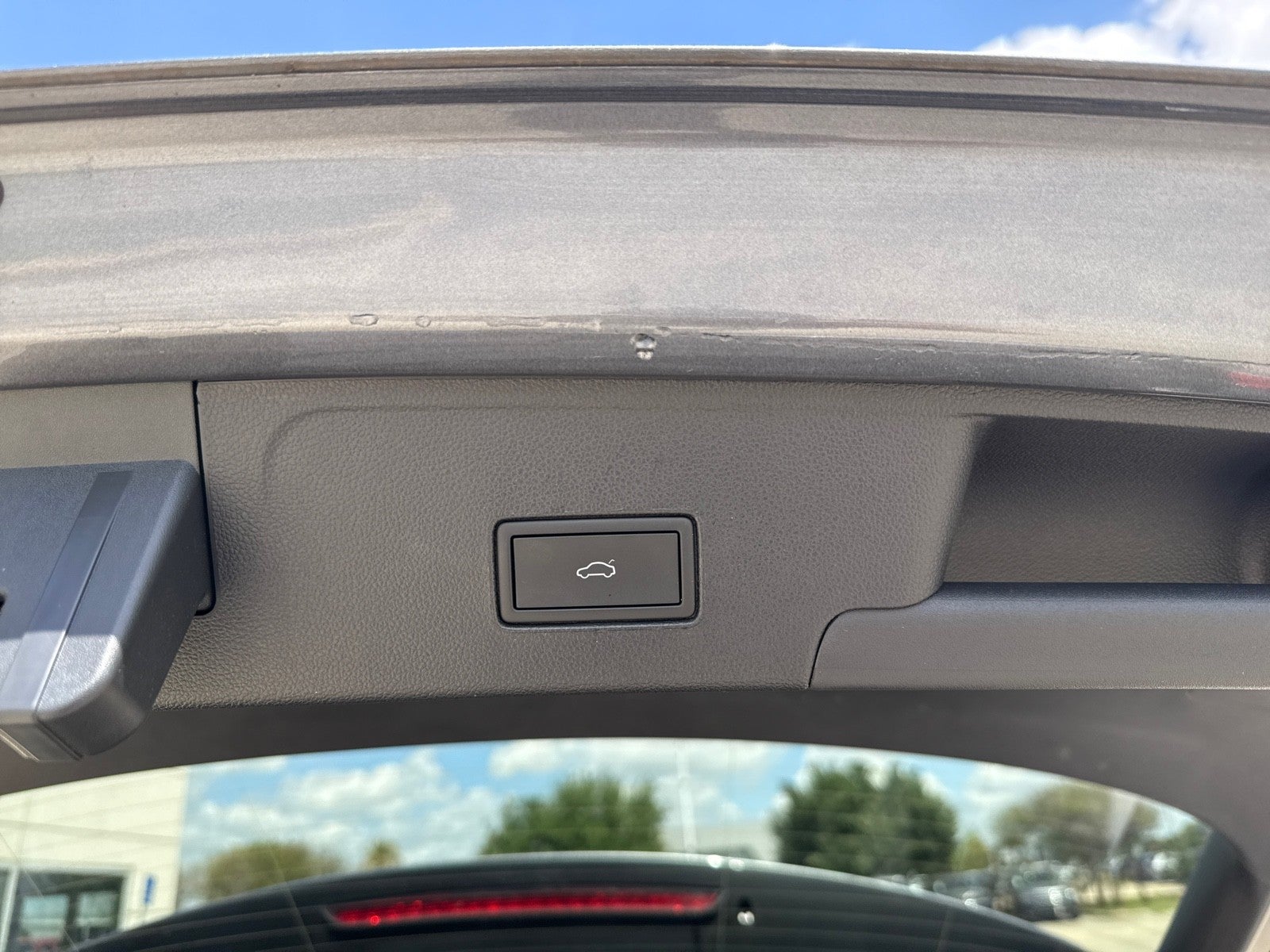 2023 Volkswagen Atlas Cross Sport 3.6L V6 SEL