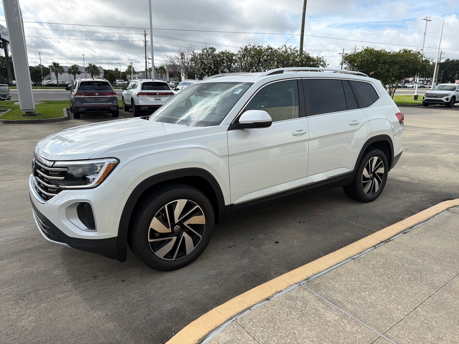 2026 Volkswagen Atlas 2.0T SEL 4MOTION