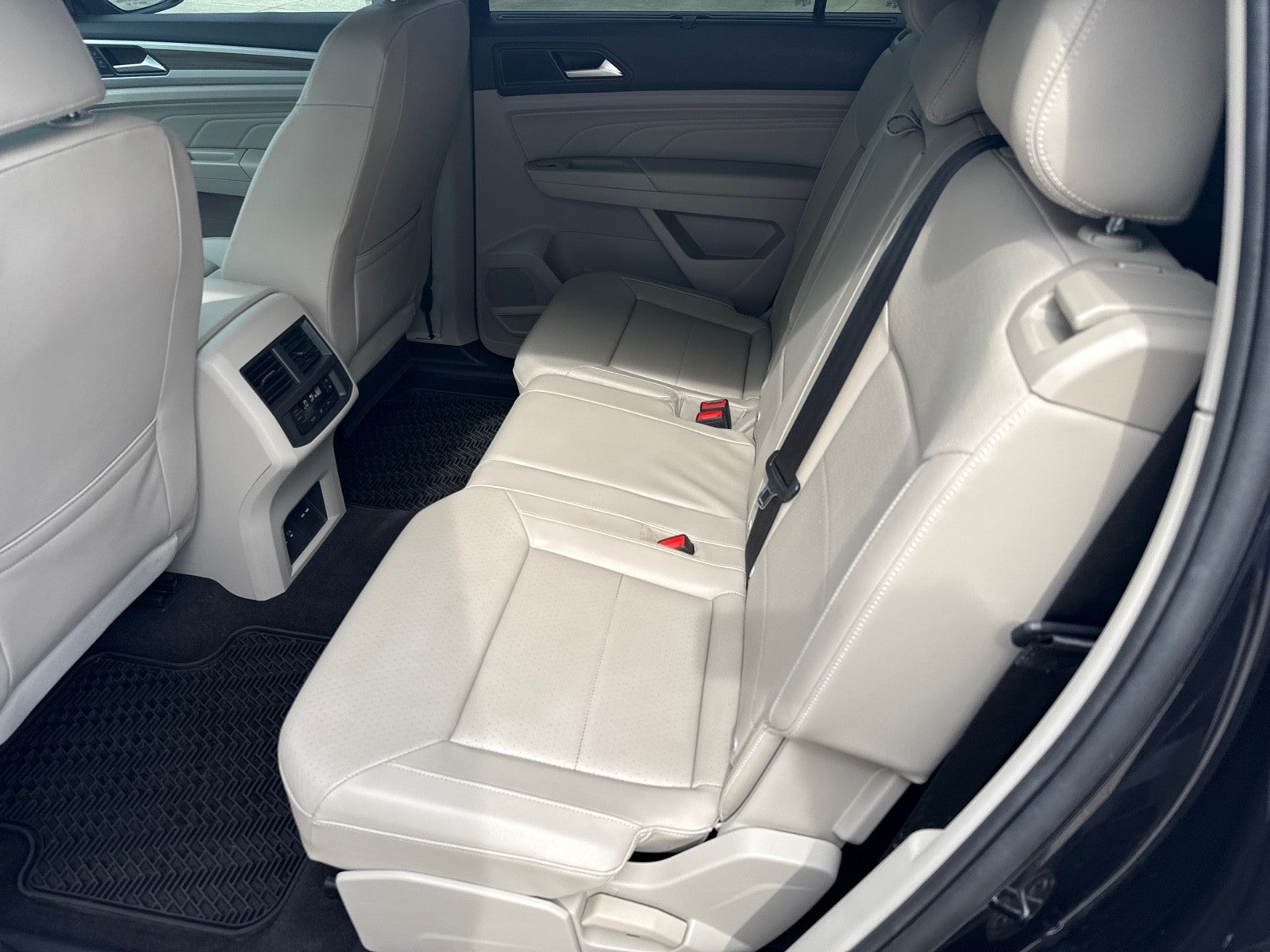 2022 Volkswagen Atlas 3.6L V6 SEL 4MOTION