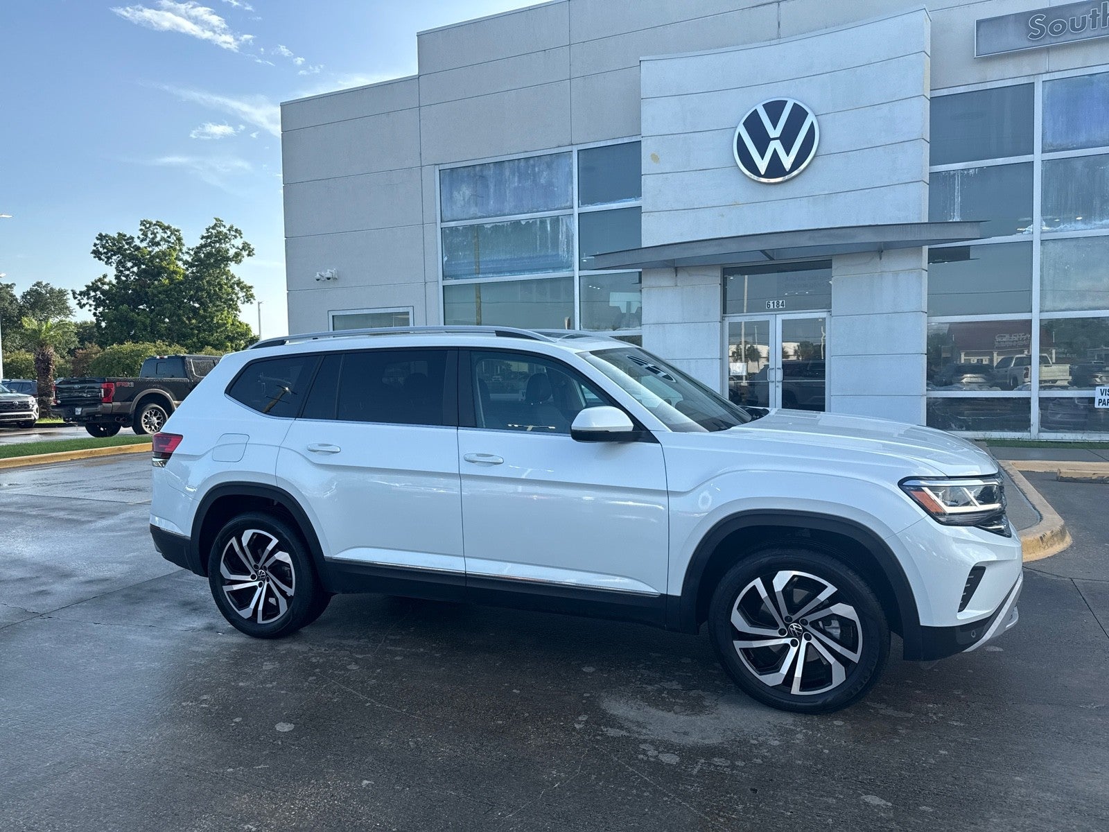 2022 Volkswagen Atlas 3.6L V6 SEL 4MOTION