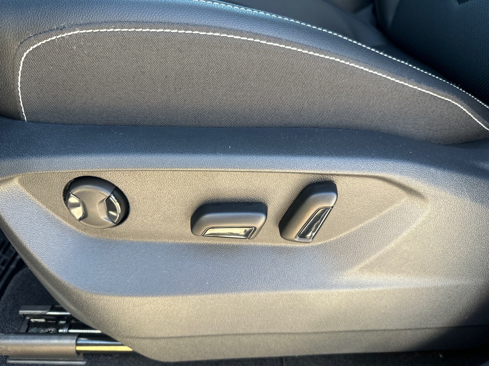 2026 Volkswagen Atlas 2.0T SE FWD