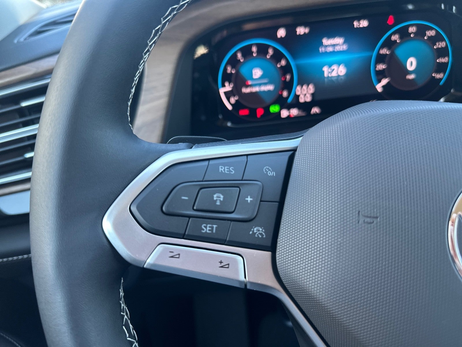 2026 Volkswagen Atlas 2.0T SE FWD