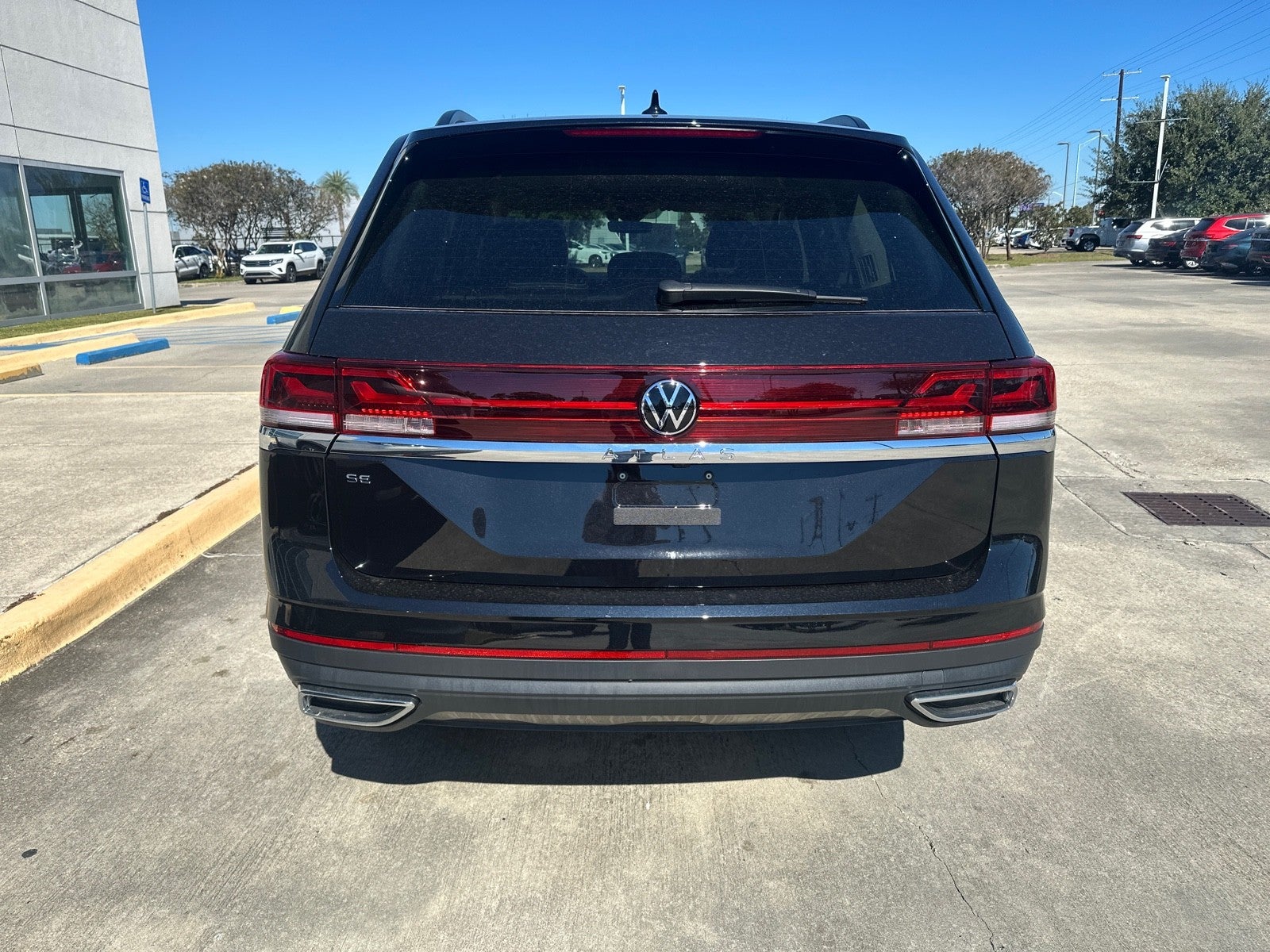 2026 Volkswagen Atlas 2.0T SE FWD