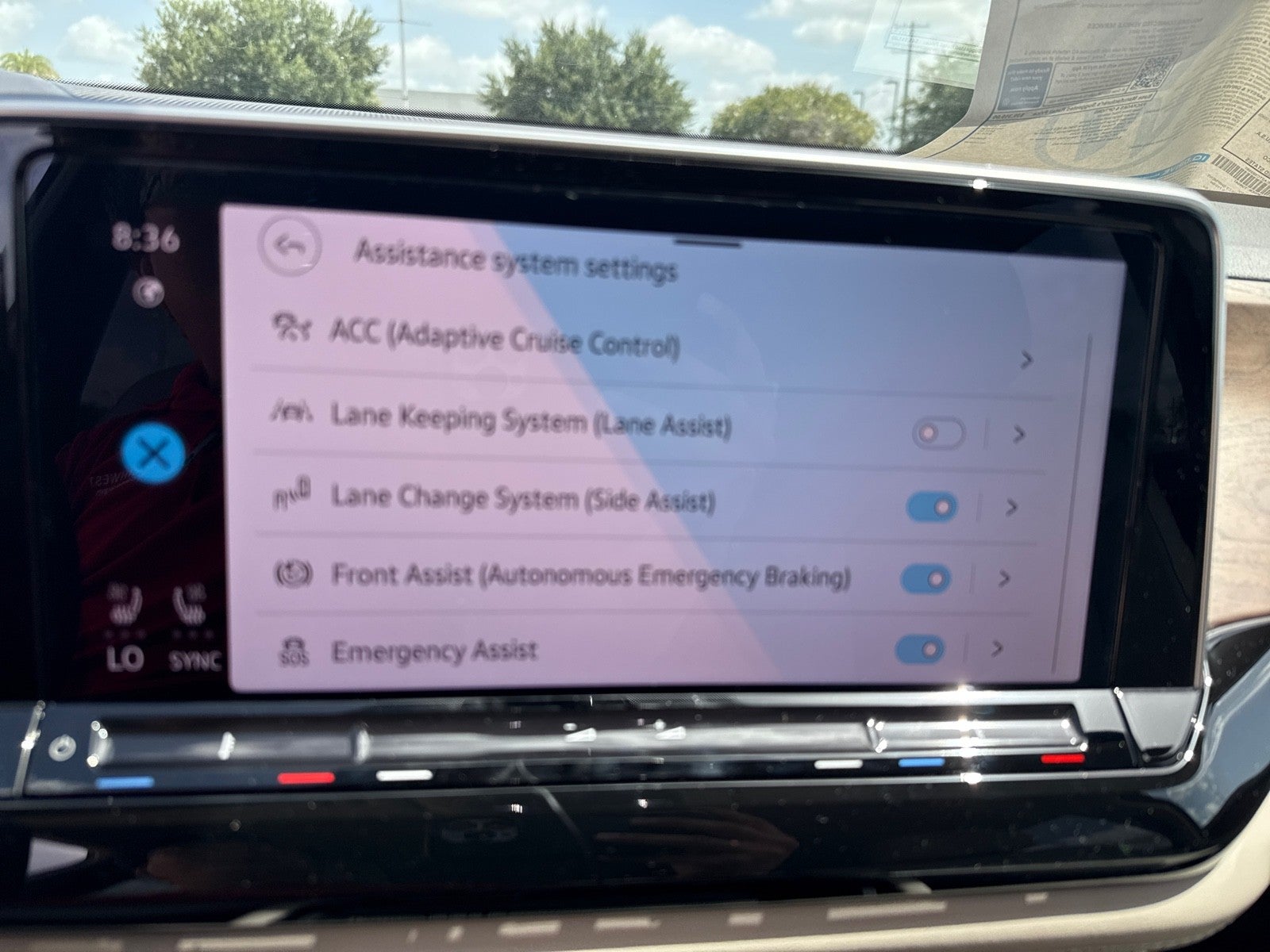 2026 Volkswagen Atlas 2.0T SE FWD