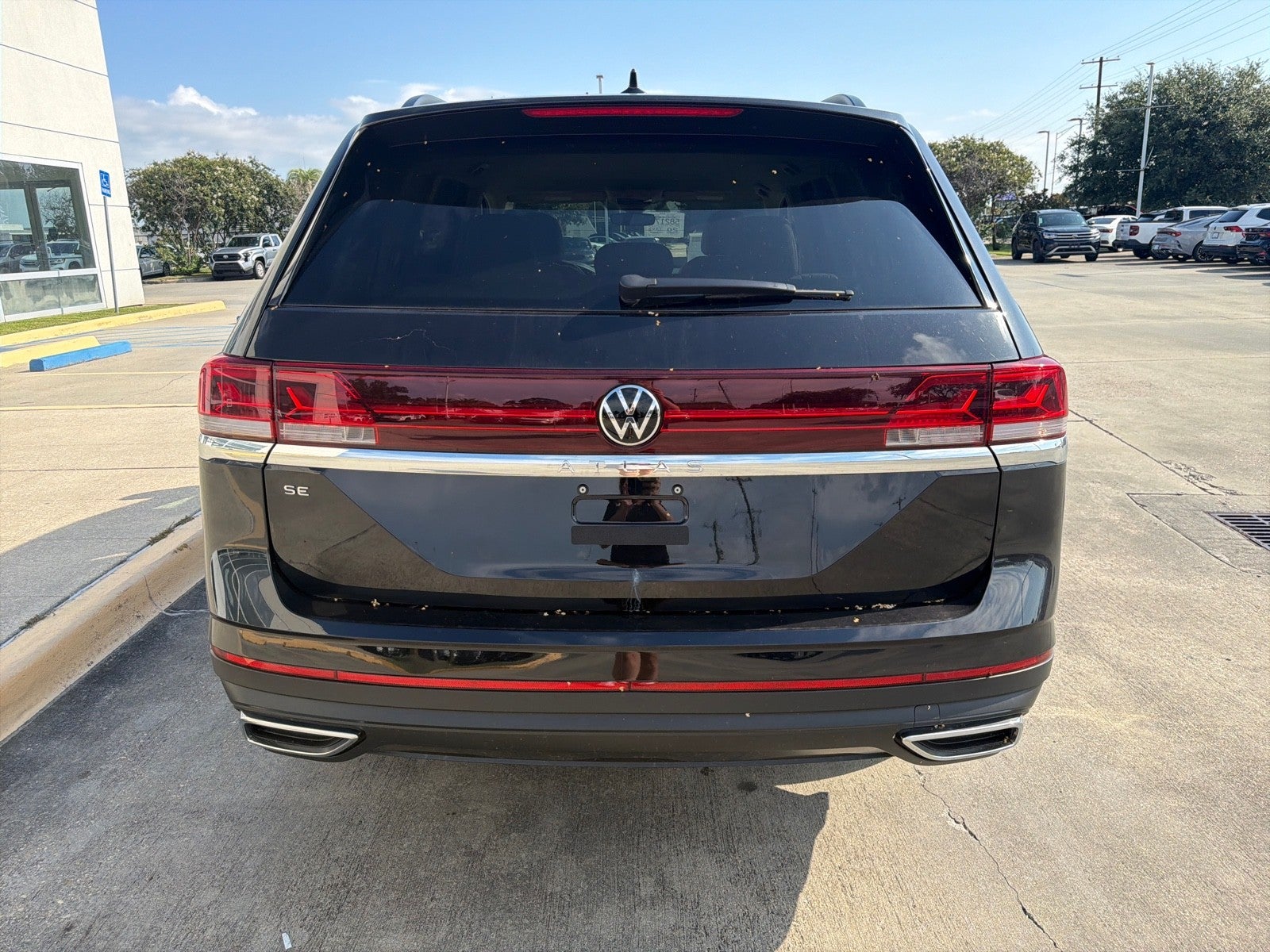 2026 Volkswagen Atlas 2.0T SE FWD