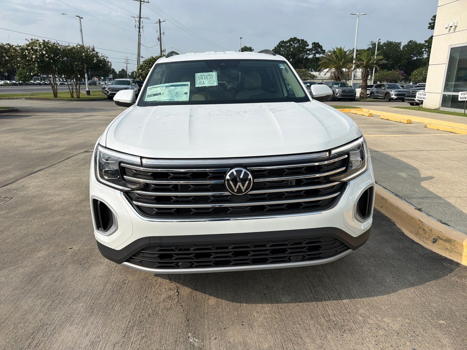 2026 Volkswagen Atlas 2.0T SE FWD