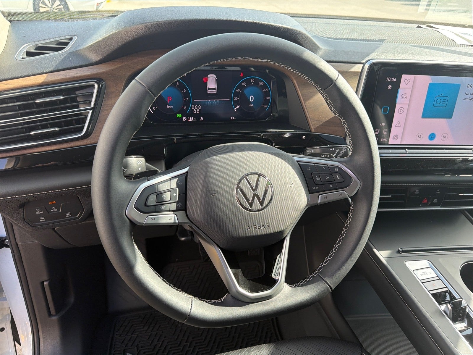 2026 Volkswagen Atlas 2.0T SE FWD