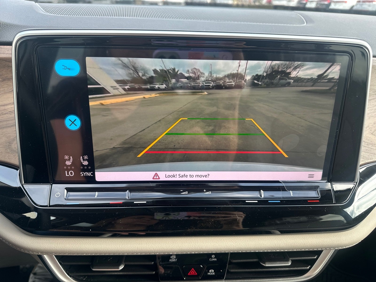 2026 Volkswagen Atlas 2.0T SE FWD