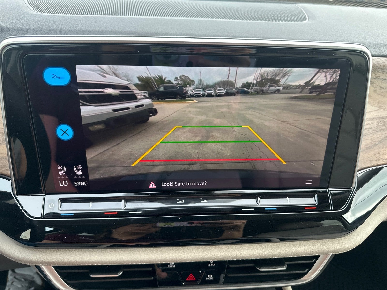 2026 Volkswagen Atlas 2.0T SE FWD