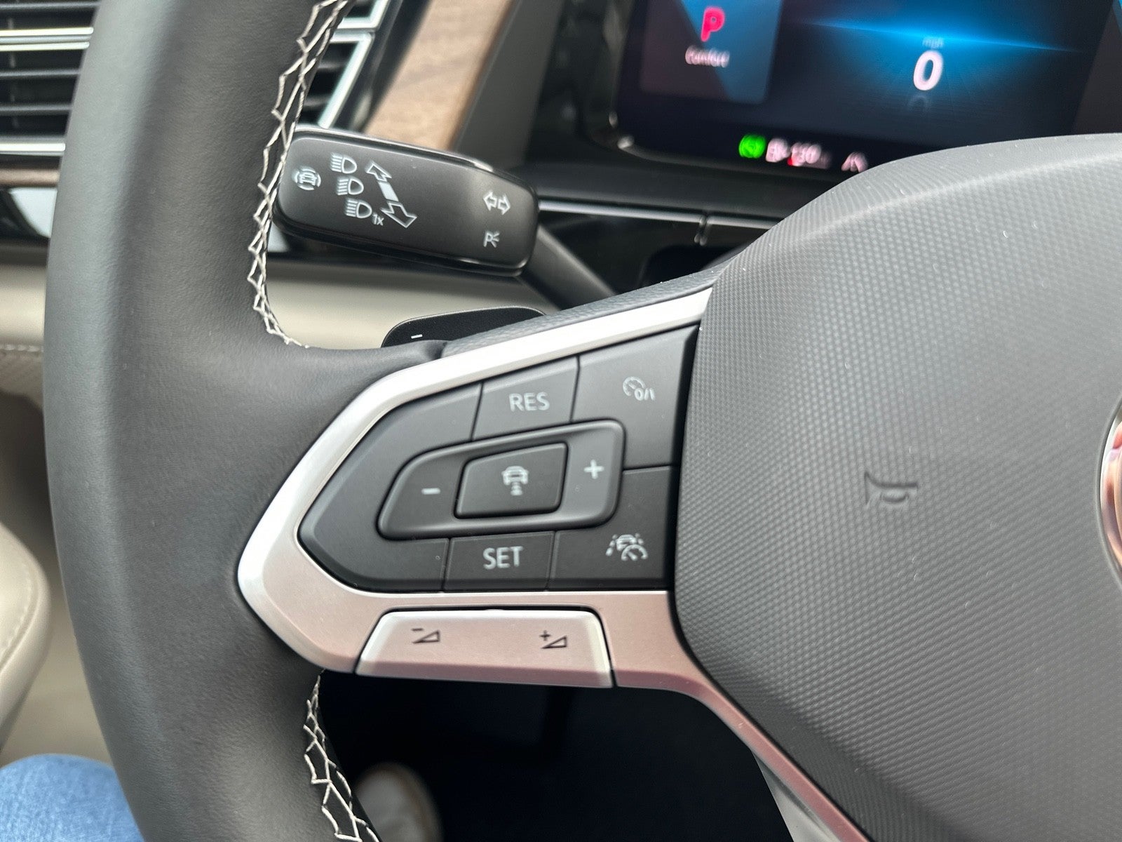 2026 Volkswagen Atlas 2.0T SE FWD