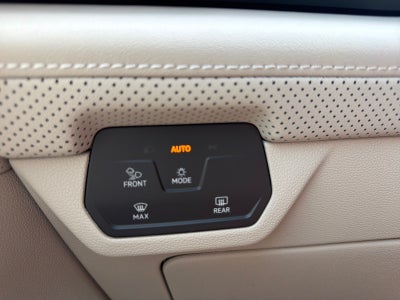 2026 Volkswagen Atlas 2.0T SE FWD