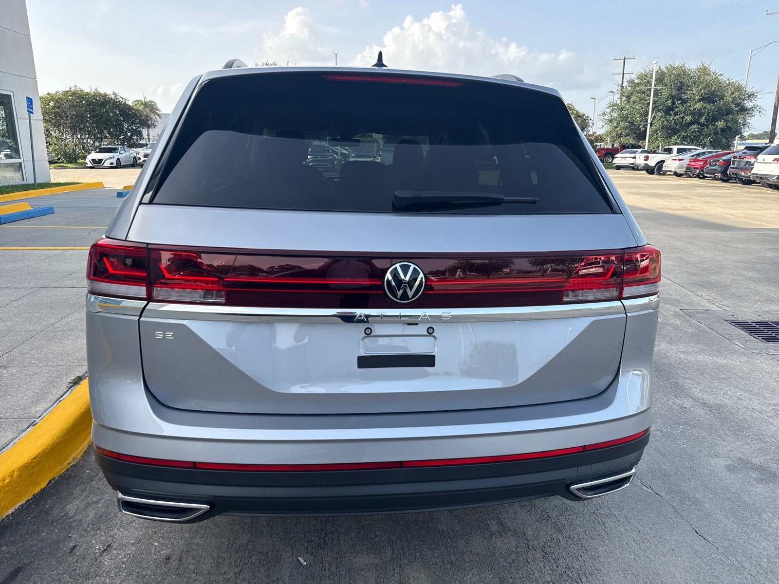 2026 Volkswagen Atlas 2.0T SE FWD
