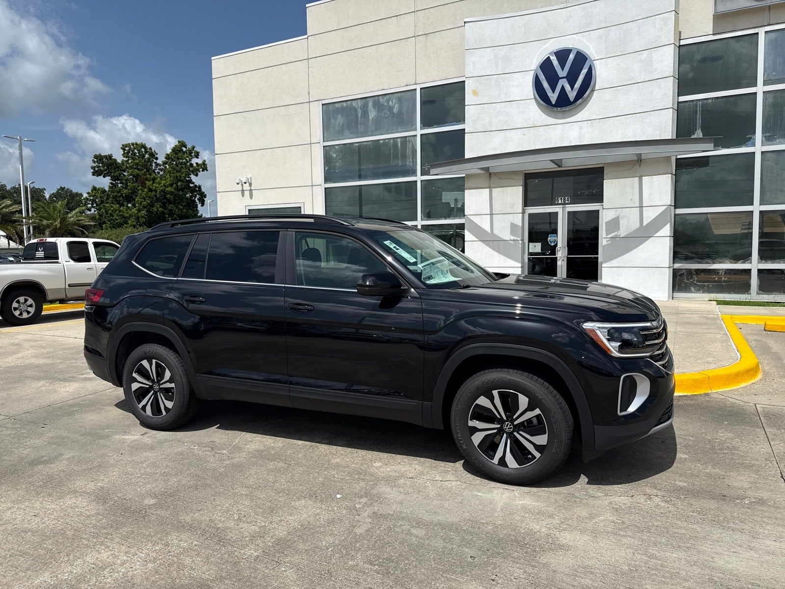 2026 Volkswagen Atlas 2.0T SE FWD