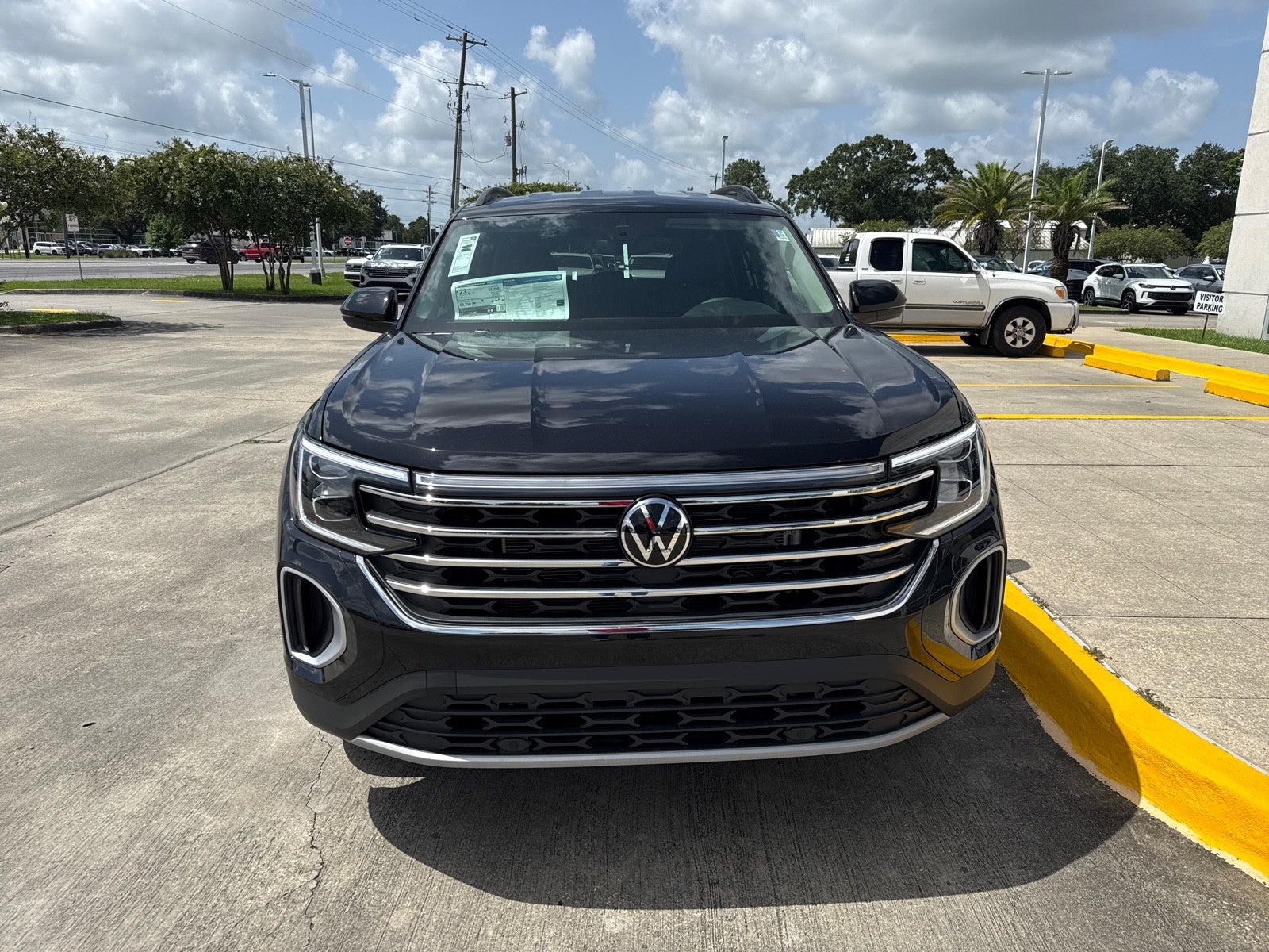 2026 Volkswagen Atlas 2.0T SE FWD