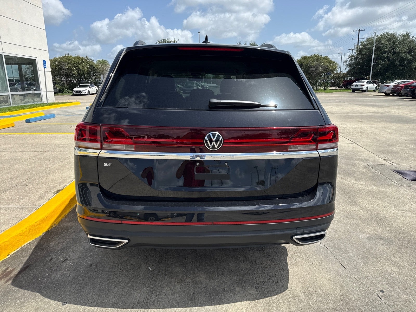 2026 Volkswagen Atlas 2.0T SE FWD