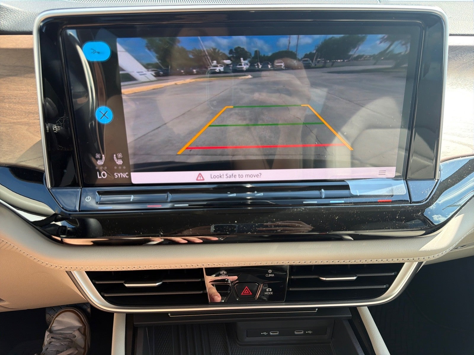 2026 Volkswagen Atlas 2.0T SE FWD