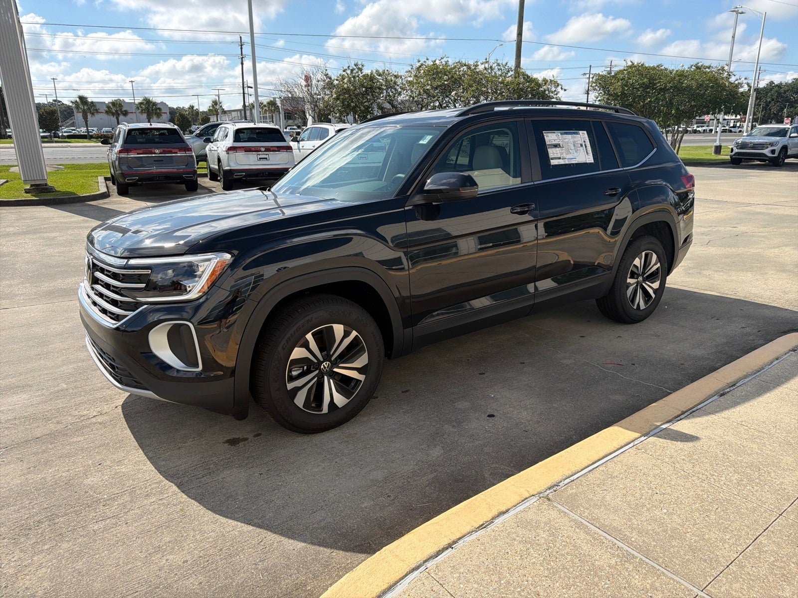 2026 Volkswagen Atlas 2.0T SE FWD
