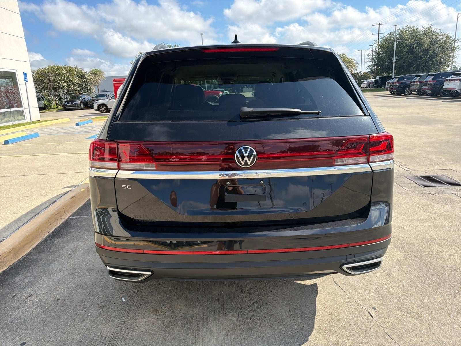 2026 Volkswagen Atlas 2.0T SE FWD