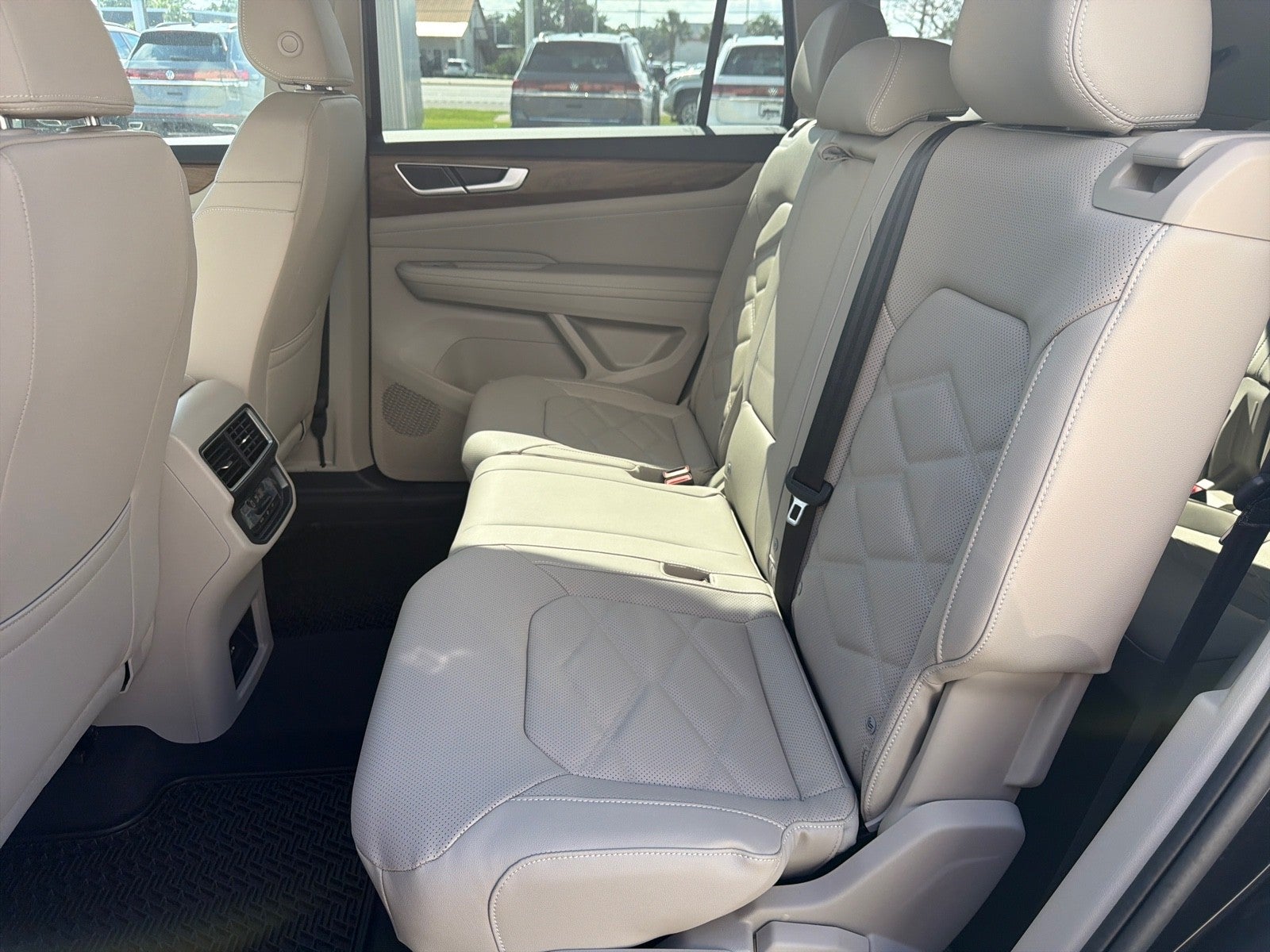 2026 Volkswagen Atlas 2.0T SE FWD