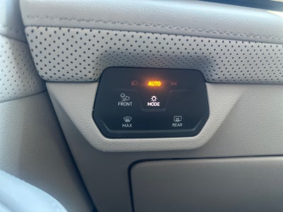 2025 Volkswagen Atlas 2.0T SE FWD