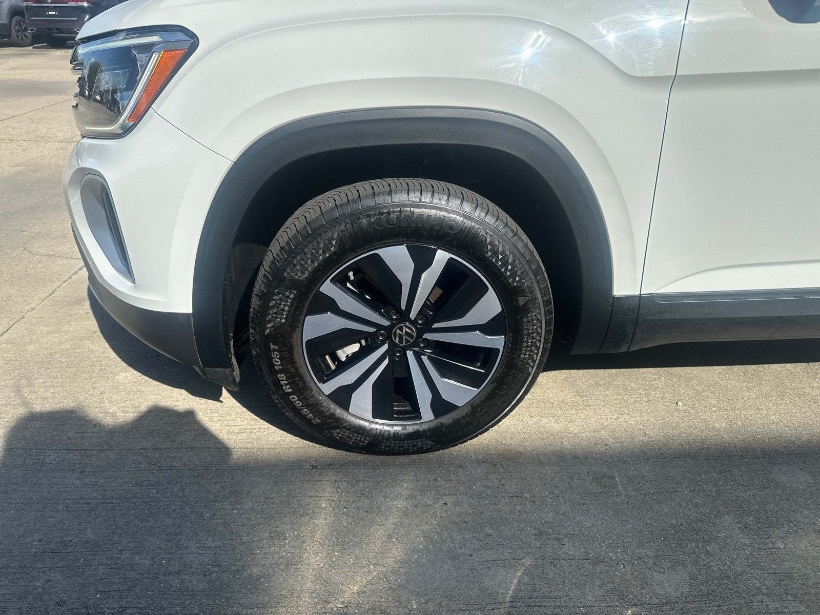 2025 Volkswagen Atlas 2.0T SE FWD