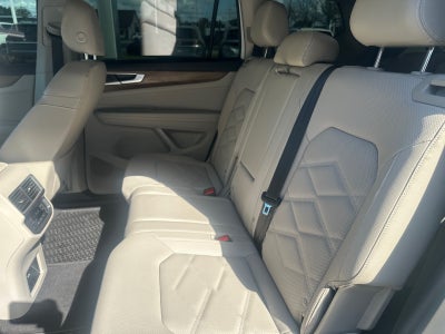 2025 Volkswagen Atlas 2.0T SE FWD