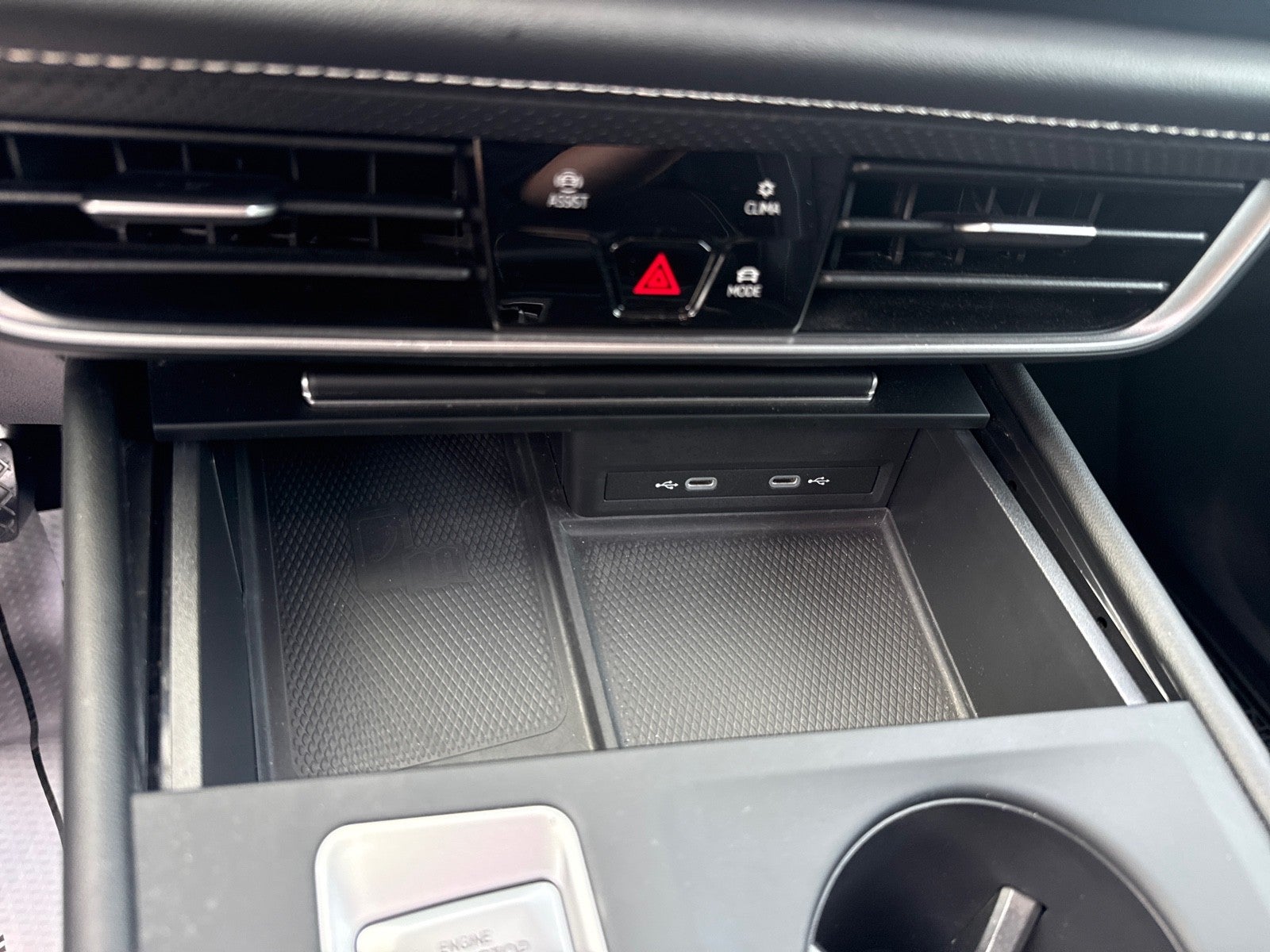 2024 Volkswagen Atlas 2.0T SE FWD